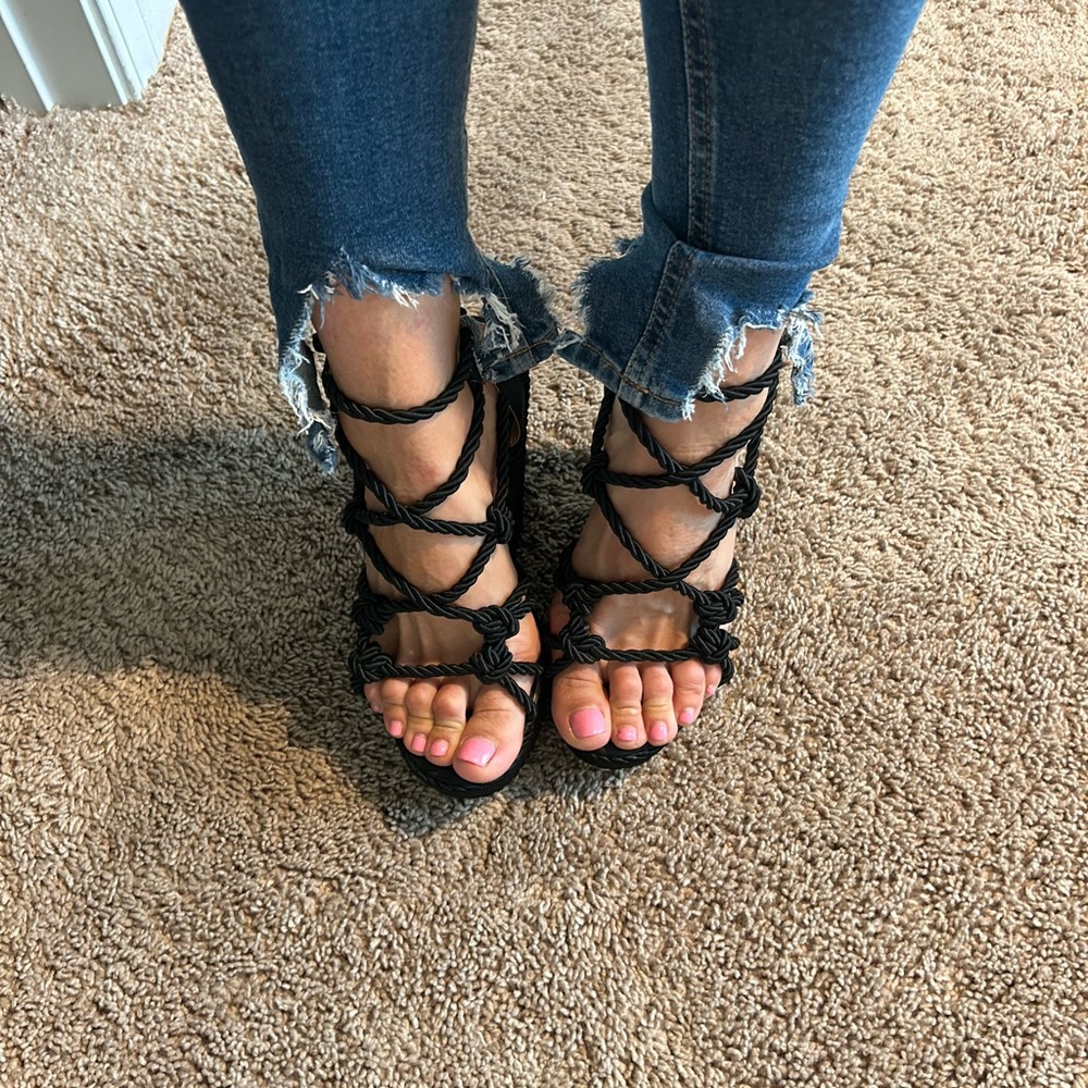 Kurt Geiger London sandals platform size 7/39